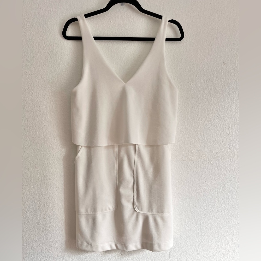 Zara White Mini Shift Dress w/Pockets (Size S)